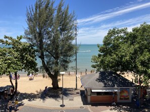 Mặt tiền nơi lưu trú