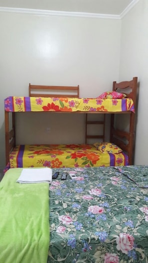 Habitación estándar | 1 habitación, tabla de planchar con plancha, camas extra y wifi gratis