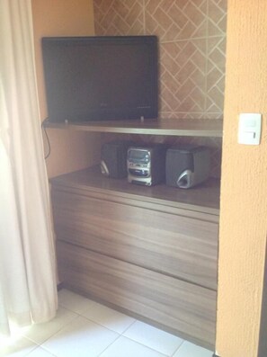 House, 2 Bedrooms | Room amenity