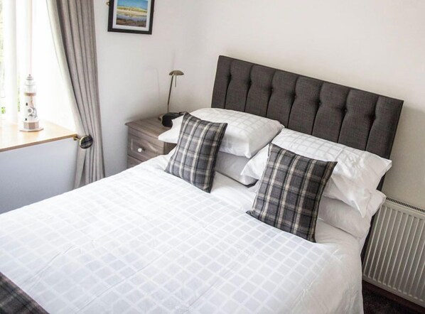 Desk, iron/ironing board, free WiFi