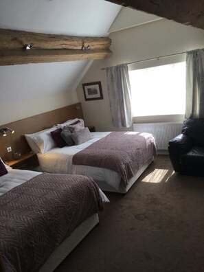 Wi-Fi de cortesia, roupa de cama