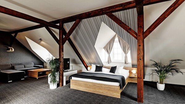 Loft Deluxe (Terrace) | Caja de seguridad en la habitación y decoración personalizada