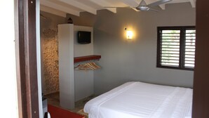 Basic Studio, 1 King Bed | In-room safe, WiFi (free) - Guesthouse Balot's Place (Kralendijk)