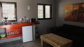 Family Apartment, 2 Bedrooms | Living area | TV
