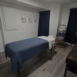 Salas de tratamiento para parejas y tratamientos faciales