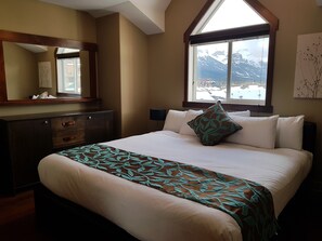 Luxury-Penthouse, 2 Schlafzimmer, Balkon, Bergblick