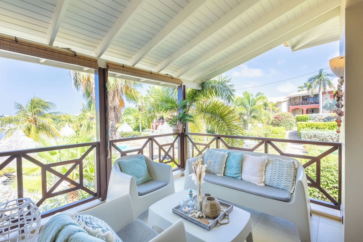 Deluxe Apartment, Balcony, Bay View (2 Bedrooms) | Terrace/patio