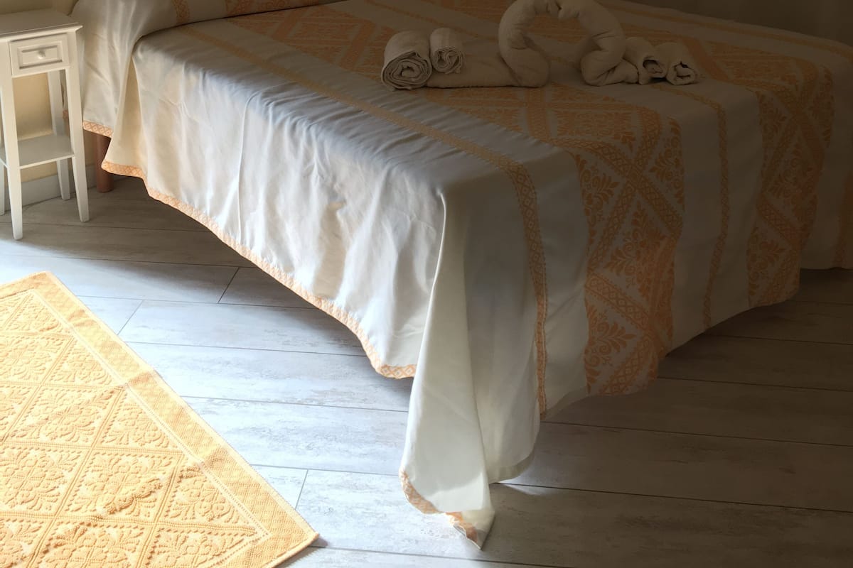 Desk, iron/ironing board, cots/infant beds, free WiFi