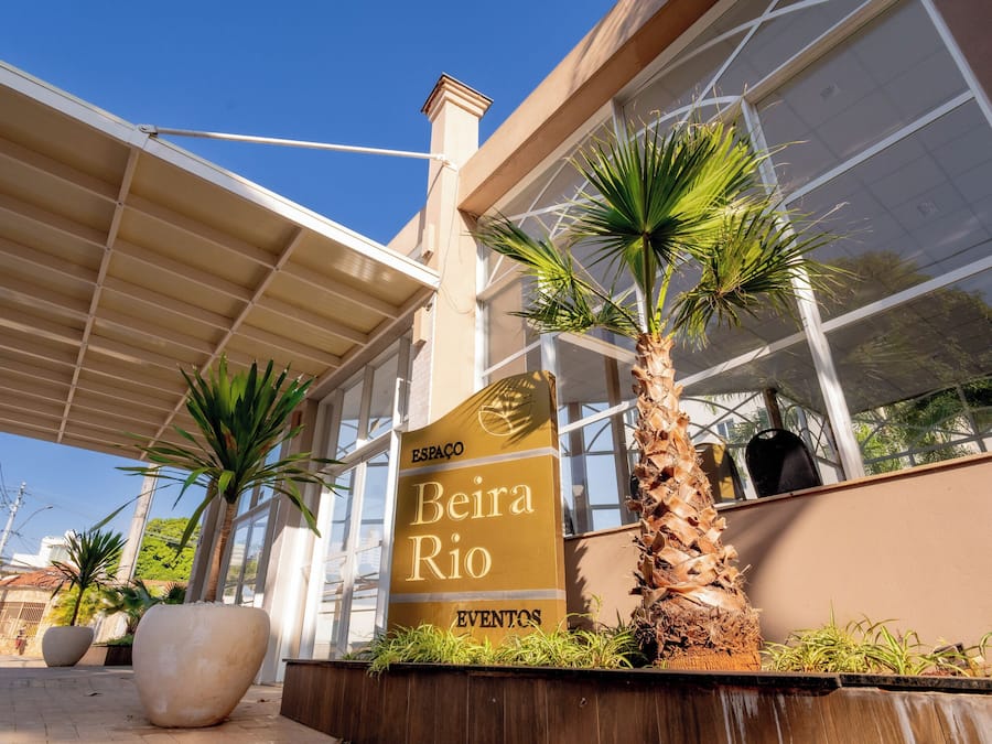 Fachada da propriedade