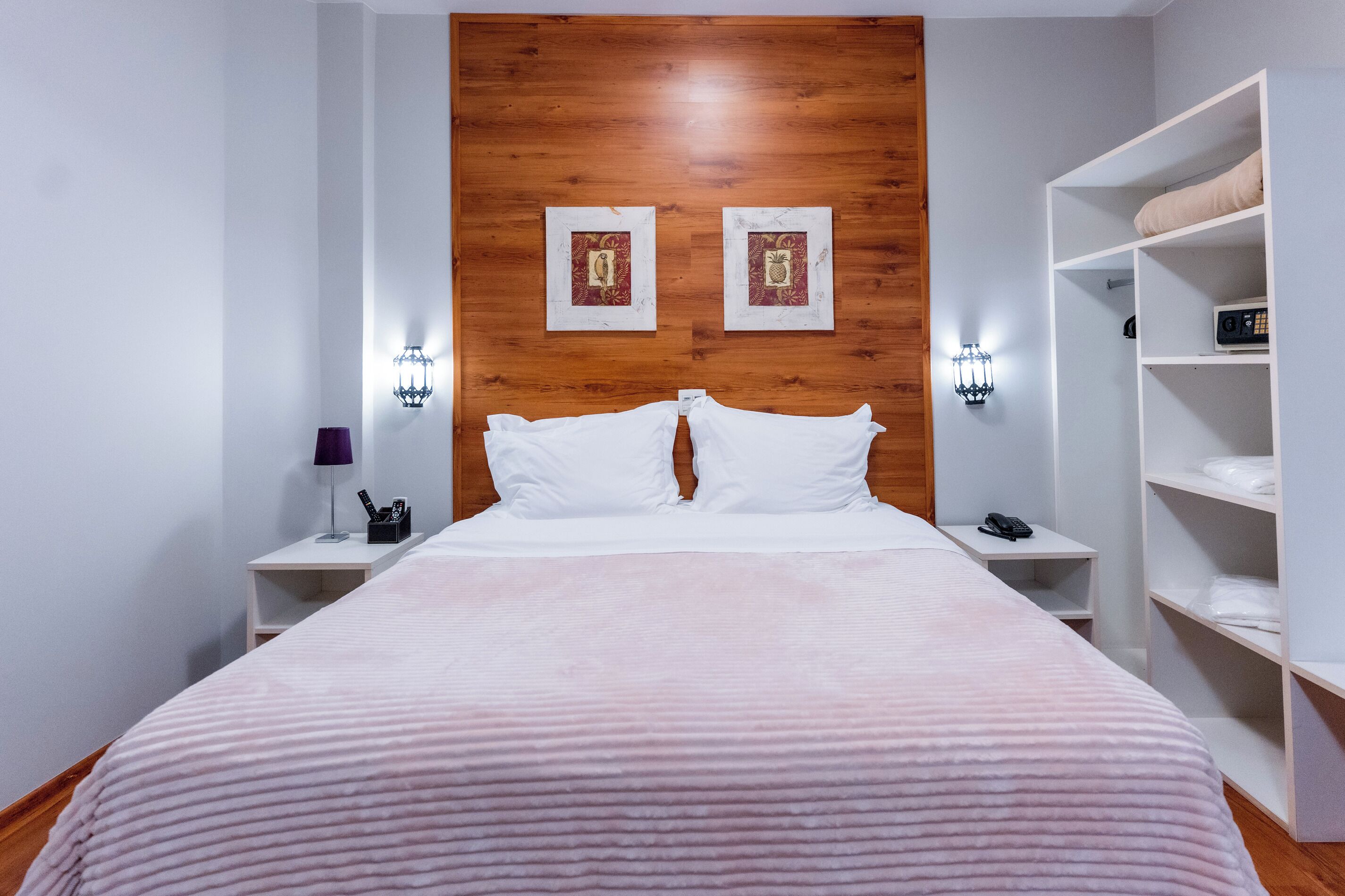 標準開放式套房 | 迷你吧、房內夾萬、遮光窗簾/窗簾、免費 Wi-Fi