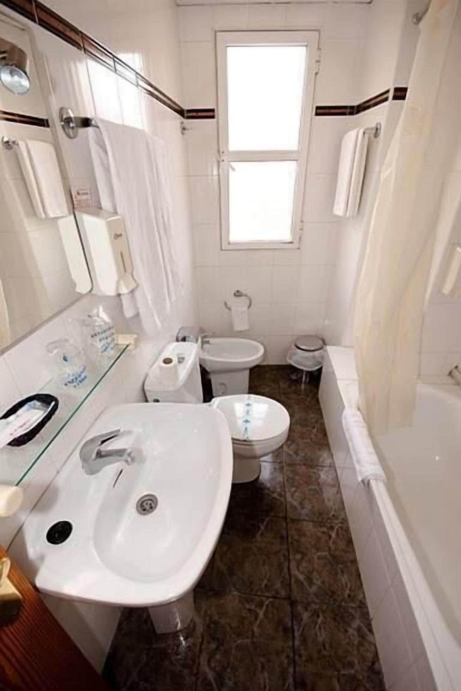 Photo - Hotel Los Bartolos