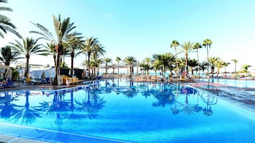 3 outdoor pools, open 9:00 AM to 6:00 PM, pool umbrellas, sun loungers