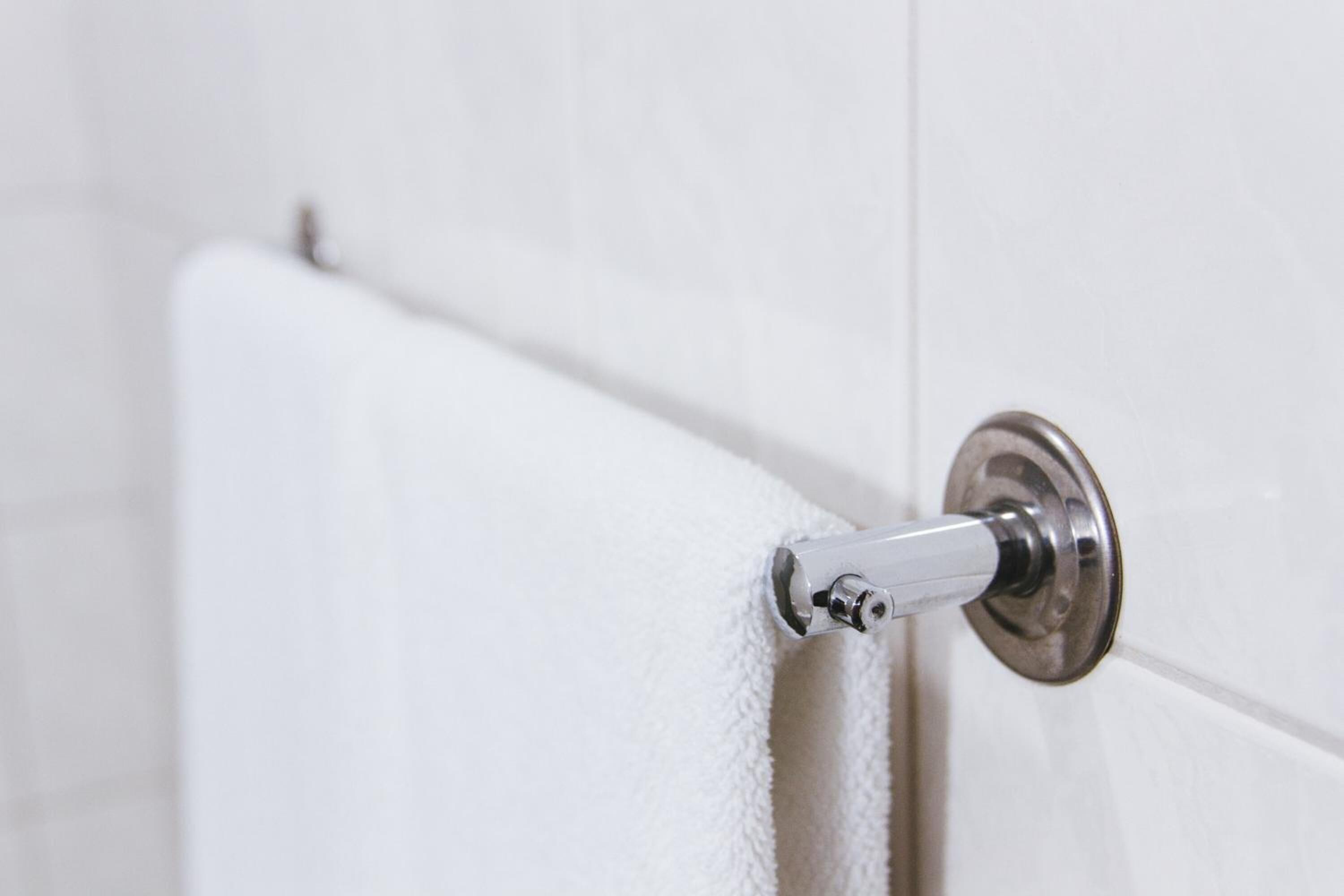 shower, free toiletries, towels