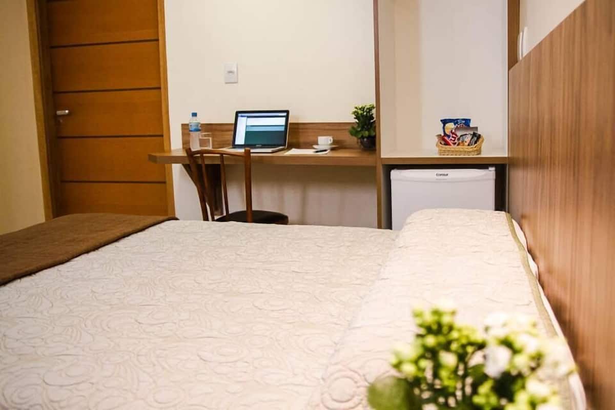 Minibar, desk, free WiFi, bed sheets