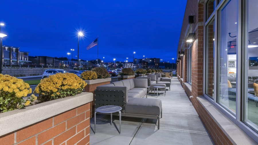 Hyatt Place Marlborough/Apex Center