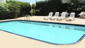 Unclassified image, 5 of 5, button - Bekassin Hotel (Bauru)