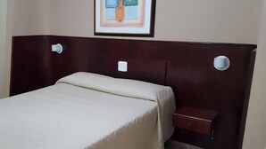 Unclassified image, 4 of 5, button - Bekassin Hotel (Bauru)