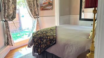 2 soverom, strykejern/-brett, reiseseng for barn og wi-fi (inkludert)