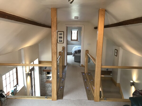 2 bedrooms, iron/ironing board, free WiFi, bed sheets - Out Back and Beyond, very rural, just the place to 'get away from it all' (Sleaford)