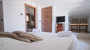 Room - Villa of Wings (Capo)