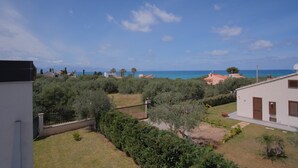Property grounds - Villa of Wings (Capo)