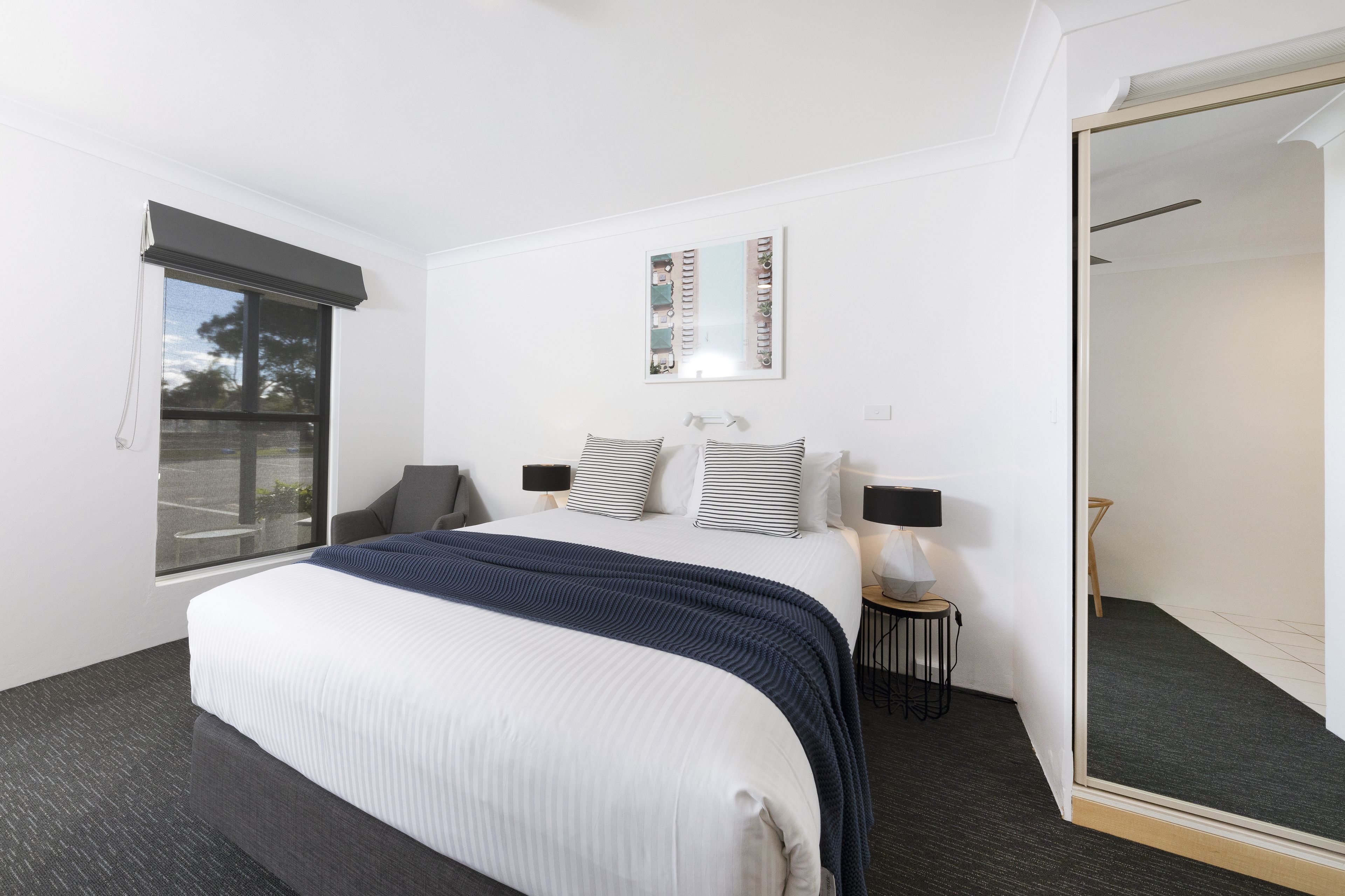 Standardzimmer, 1 Queen-Bett | Hochwertige Bettwaren, schallisolierte Zimmer, Bügeleisen/Bügelbrett