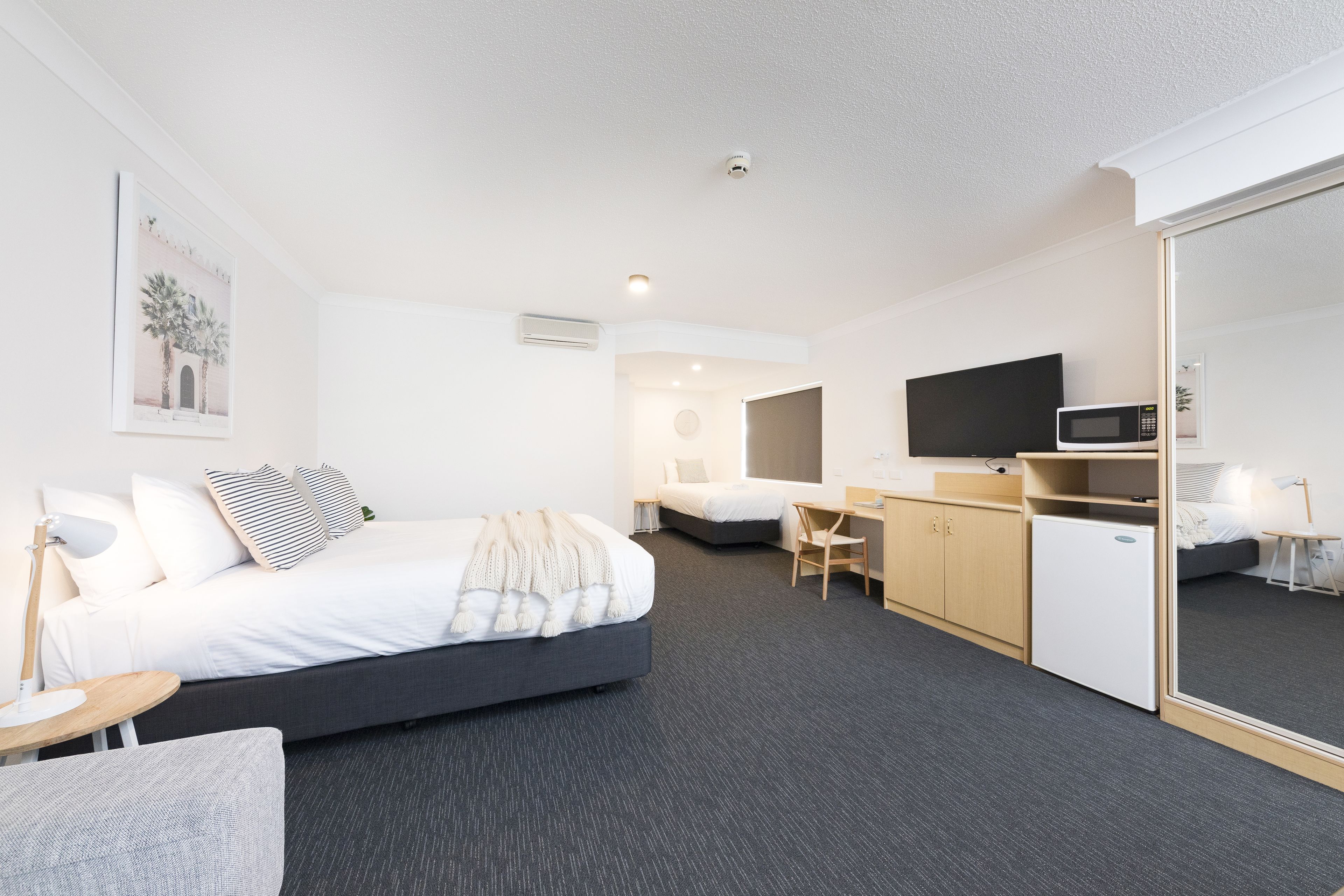 1 bedroom, premium bedding, desk, laptop workspace