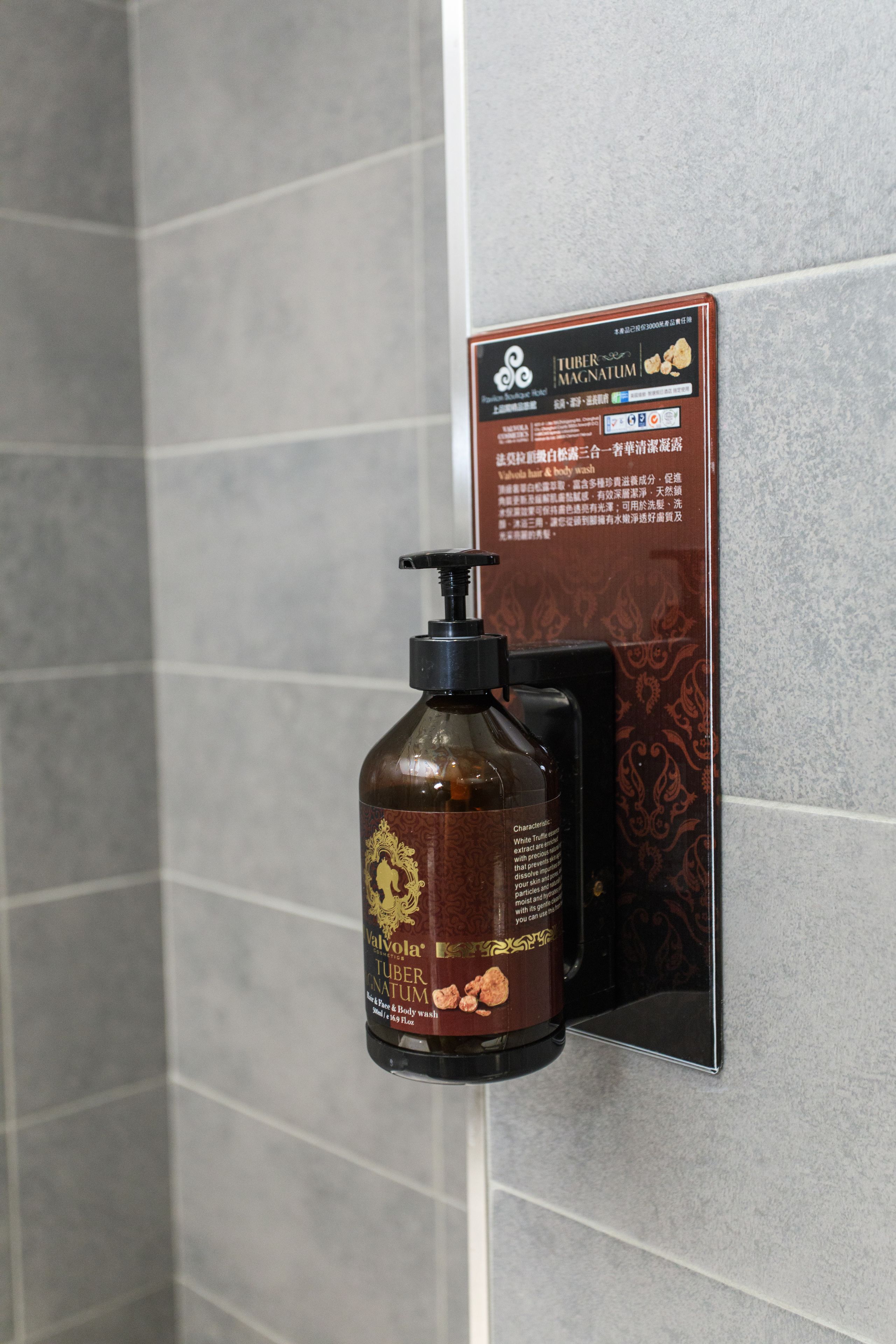 premium bedding, in-room safe, desk, iron/ironing board