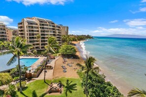 On the beach - Updated Direct OceanFront 2BD w Stunning Views-Sands of Kahana 354 (Lahaina)