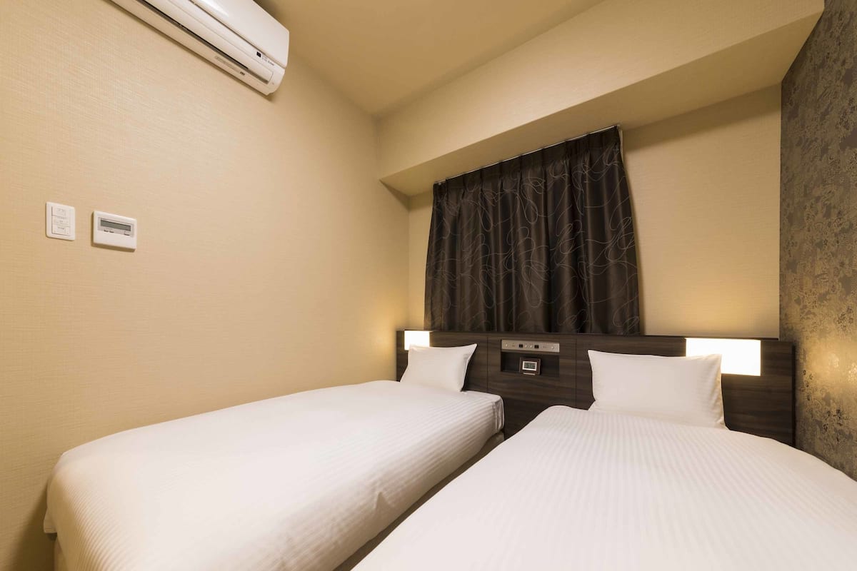 In-room safe, desk, blackout curtains, free WiFi