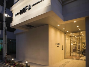 Front of property - evening/night - HOTEL WBF SHINSAIBASHI (Osaka)