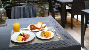 Unclassified image, 3 of 78, button - HOTEL WBF SHINSAIBASHI (Osaka)