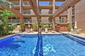 Outdoor pool, a heated pool