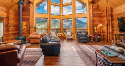 Mountain Resort Home con lujoso complejo de piscinas