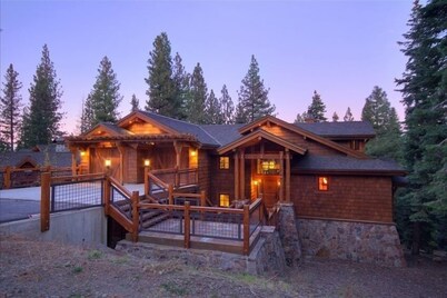 Luxurious 5000 sf Northstar Home - Incredible Game Room & Four King Bed Suites