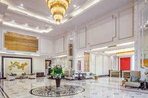 Lobby - Vinpearl Empire Nha Trang, Affiliated by Meliá (Nha Trang)