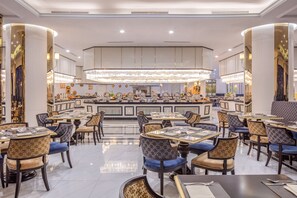 Restaurant - Vinpearl Empire Nha Trang, Affiliated by Meliá (Nha Trang)