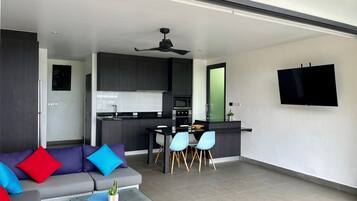 3 Bedrooms Villa 12/19 | Dapur peribadi | Peti sejuk, ketuhar gelombang mikro, ketuhar, dapur