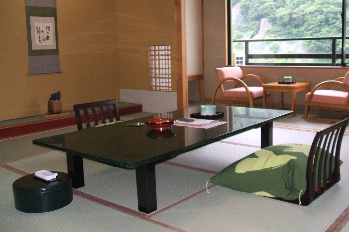 傳統客房 (Japanese Style, 12.5 Tatami-mats) | 客房內保險箱、遮光布/窗簾、免費無線上網