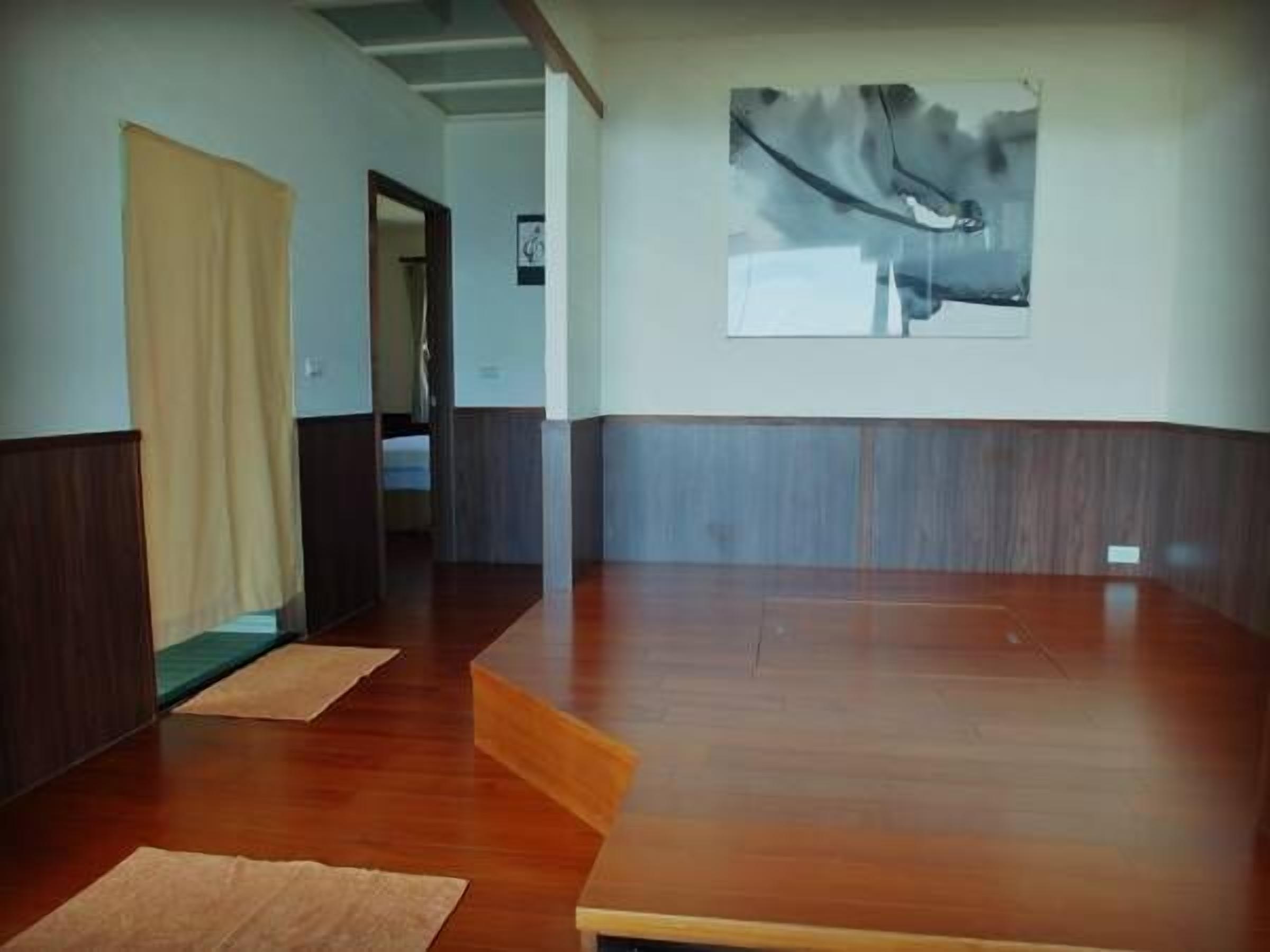 Luxury Quadruple Room, 2 Bedrooms, Mountain View | Rollaway beds, free WiFi, bed sheets