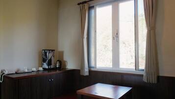 ห้องคอมฟอร์ทดับเบิล, เตียงใหญ่ 1 เตียง, วิวภูเขา | วิวจากห้องพัก