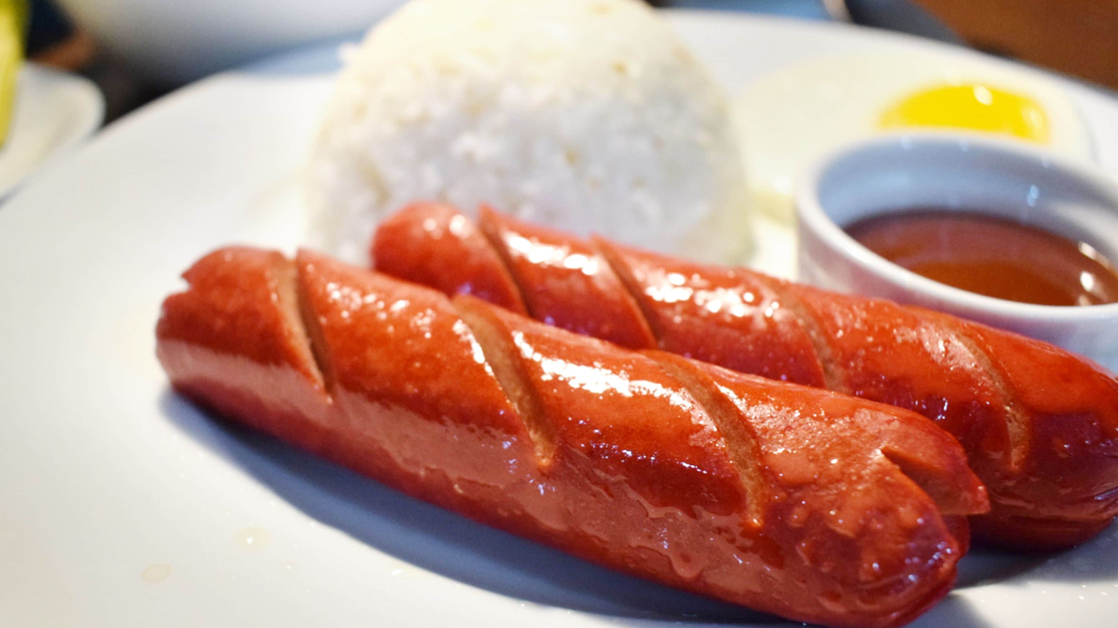 free daily cooked-to-order breakfast