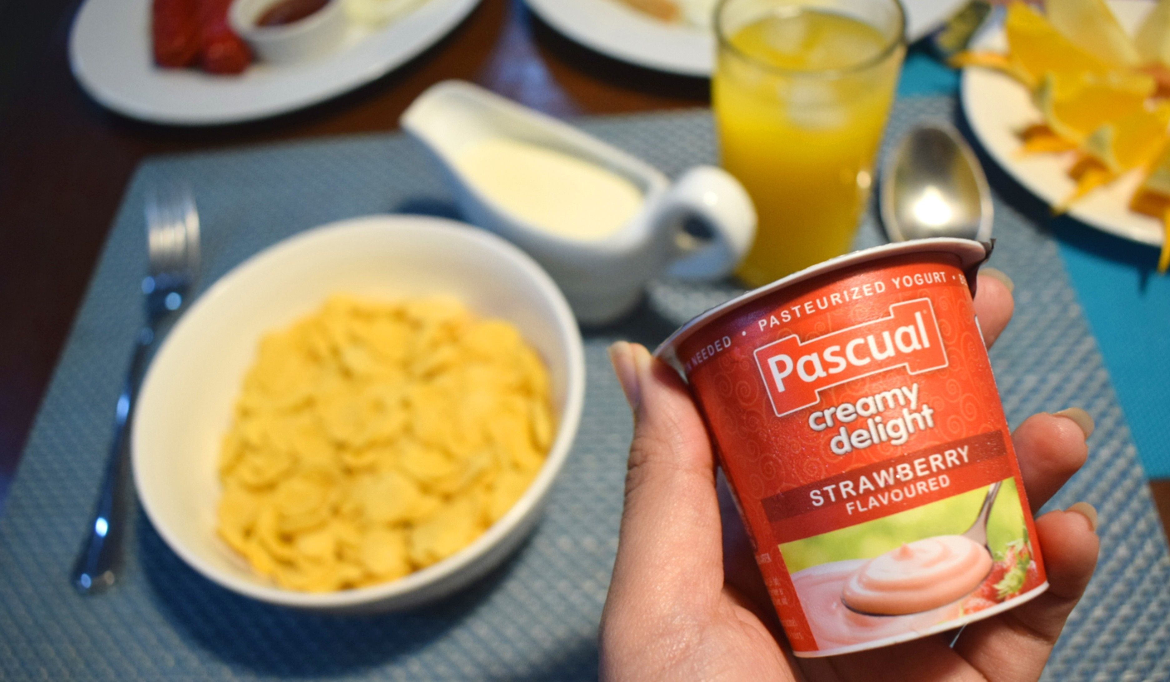 free daily cooked-to-order breakfast