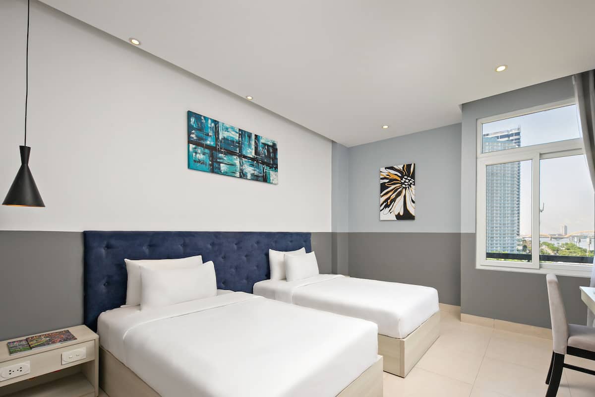 1 bedroom, minibar, in-room safe, desk
