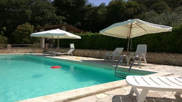 Outdoor pool, sun loungers