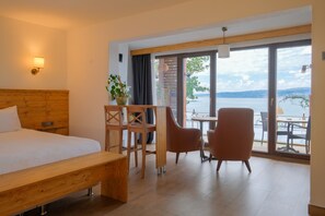 Deluxe Room, 1 Double Bed with Sofa bed, Lake View (shared pool access from inside the room)