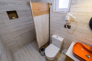 Economy Room, 1 Double Bed with Sofa bed (without pool) | Bathroom