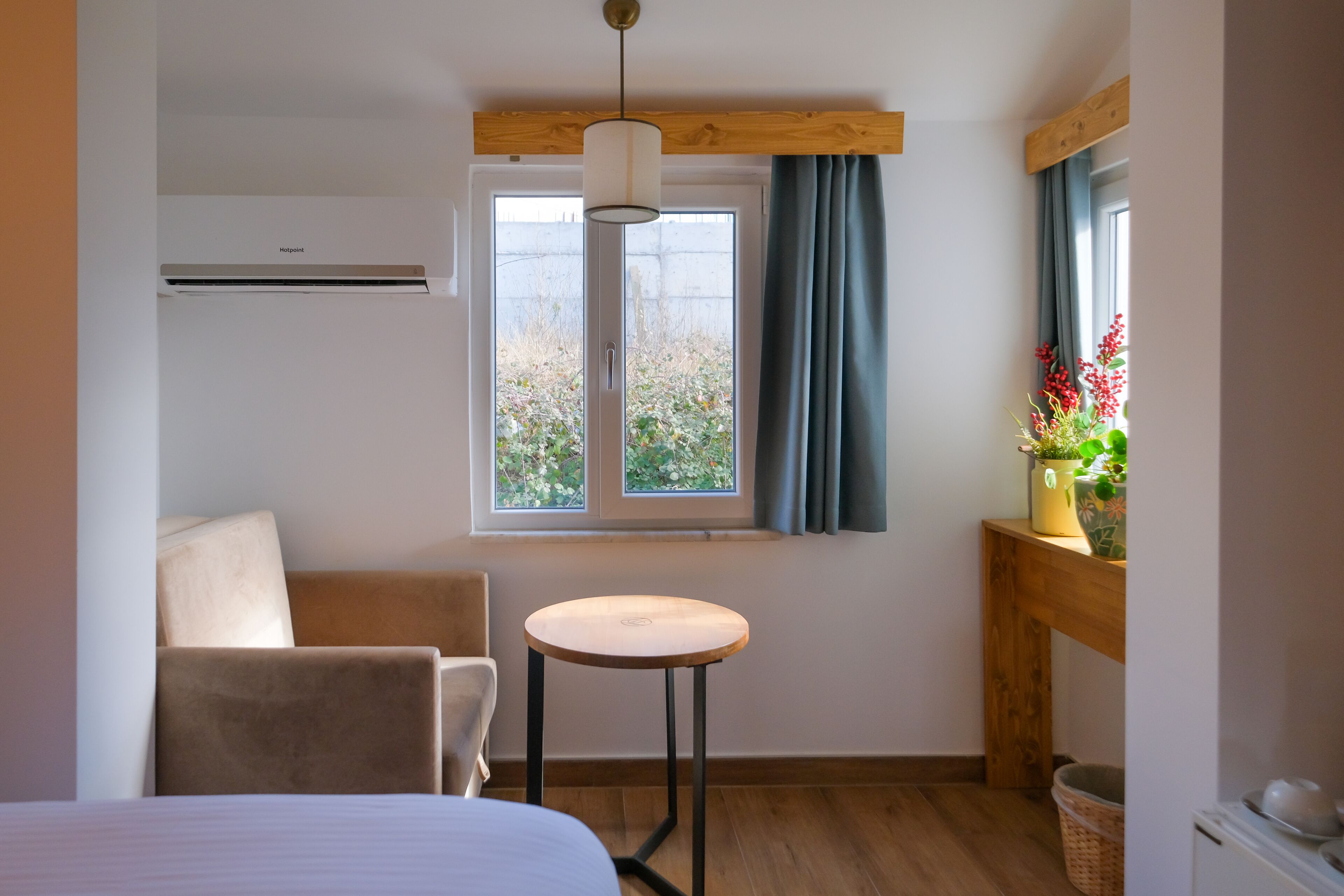 economy room, 1 double bed with sofa bed (without pool) | 1 bedroom, premium bedding, tempur-pedic beds, minibar