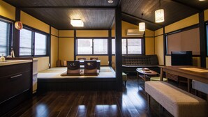 Sakura Room | In-room dining - Tofukuji Machiya inn Sakura & Tsuki (Kyoto)