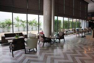 Sala de estar en el lobby